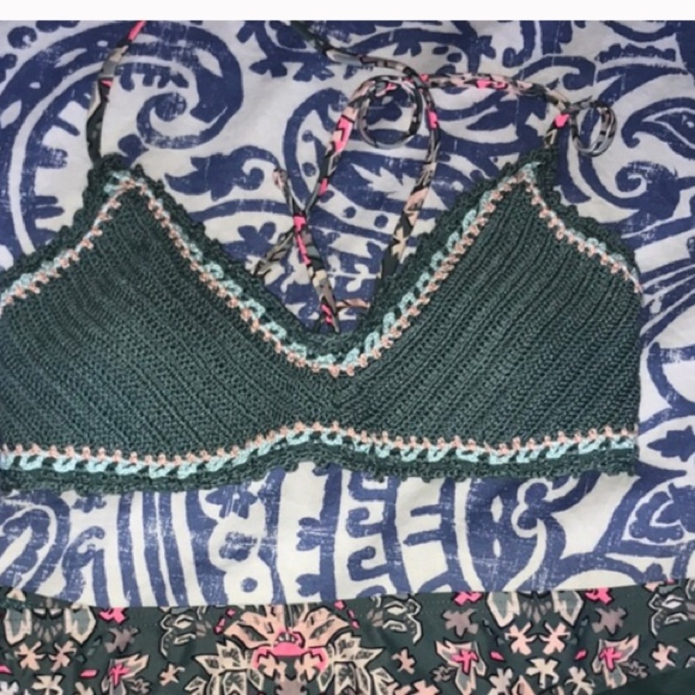 Bathing suit top
